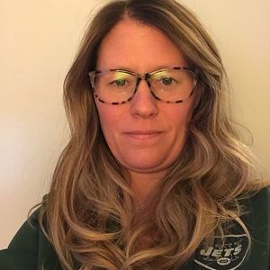 Meet your Posher, Libby